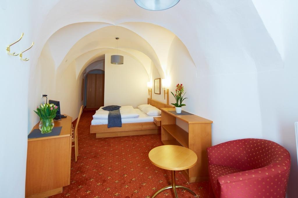 Rathauskeller Melk Hotel Kamer foto