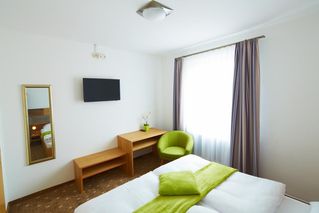 Rathauskeller Melk Hotel Buitenkant foto